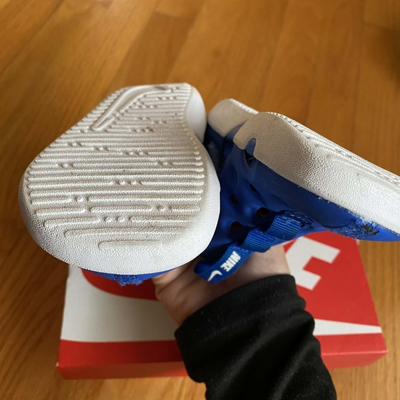Nike Sunray Protect 4 Kids Royal Blue Water Shoe Size 6c - Picture 6 of 11